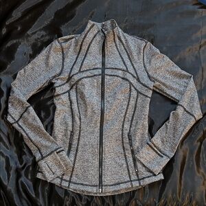 LULULEMON ZIP UP